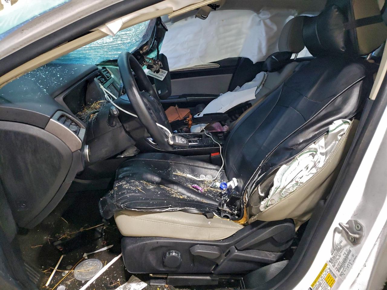 2020 FORD FUSION S photo 19