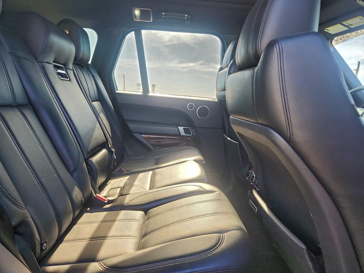 2016 LAND ROVER RANGE ROVER HSE photo 11
