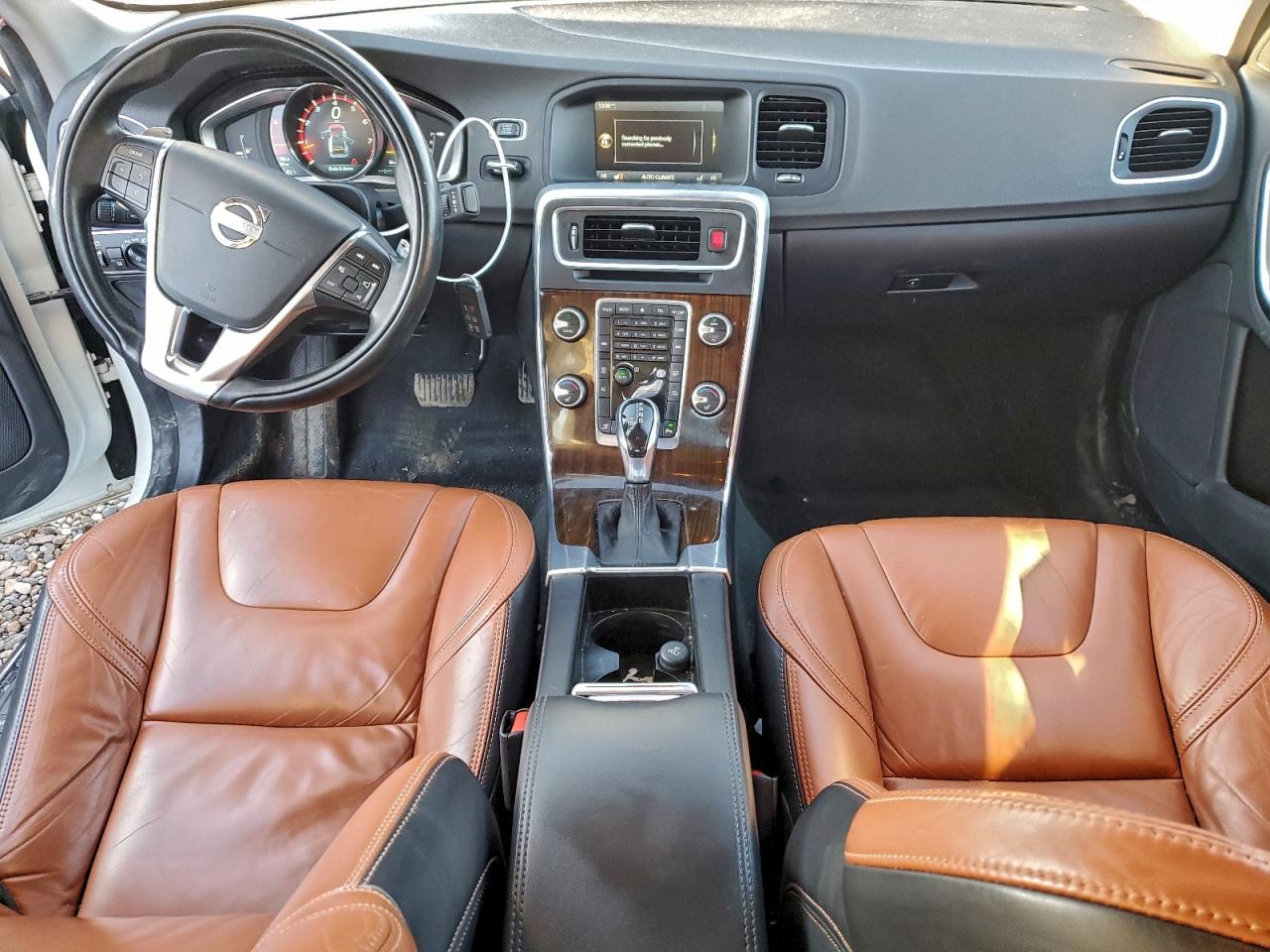 2014 VOLVO S60 T5 photo 8