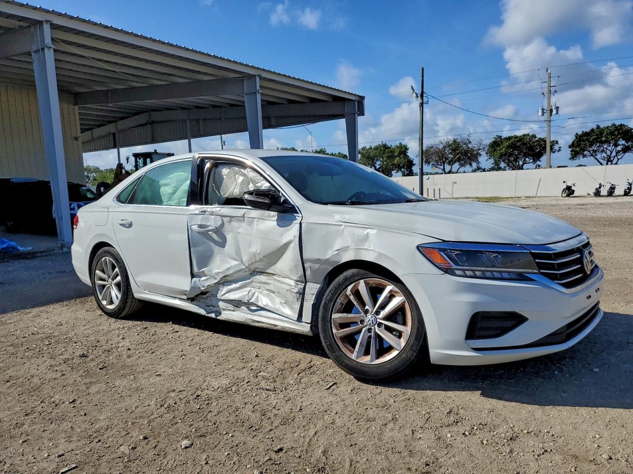 2020 VOLKSWAGEN PASSAT SE photo 4