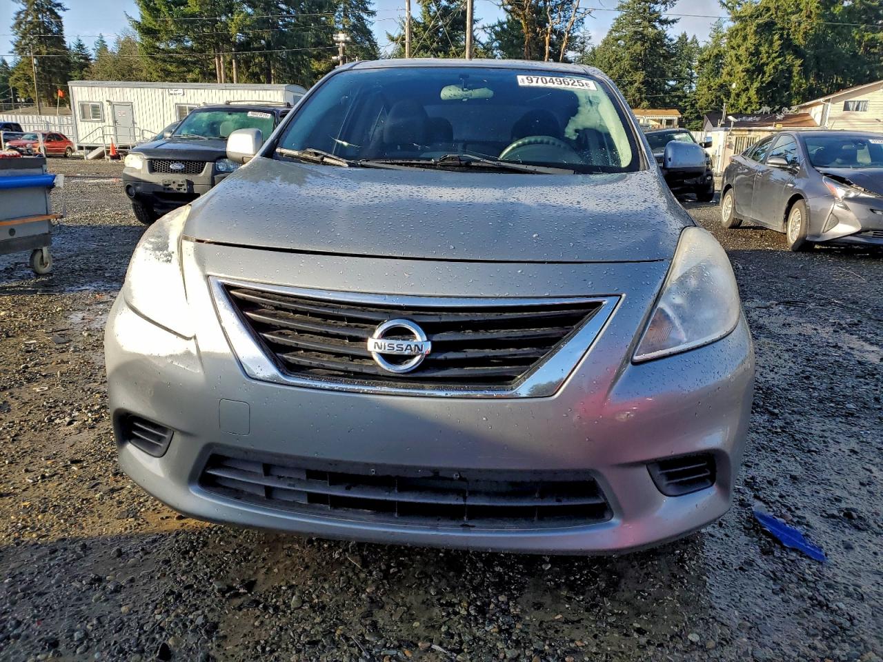 2014 NISSAN VERSA S photo 9