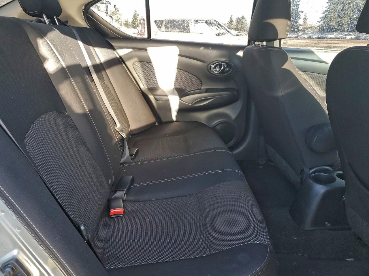 2014 NISSAN VERSA S photo 19