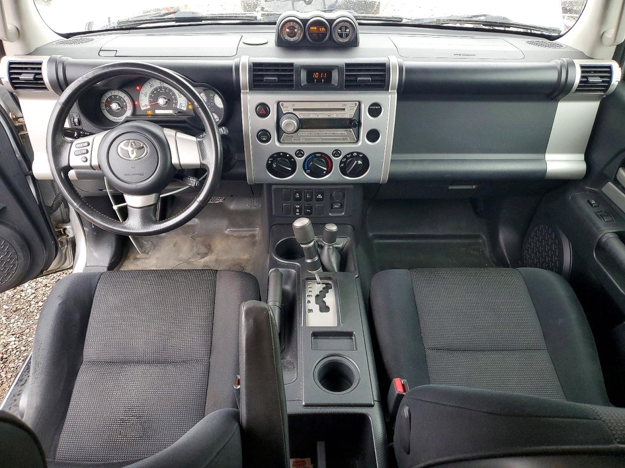 2007 TOYOTA FJ CRUISER photo 8