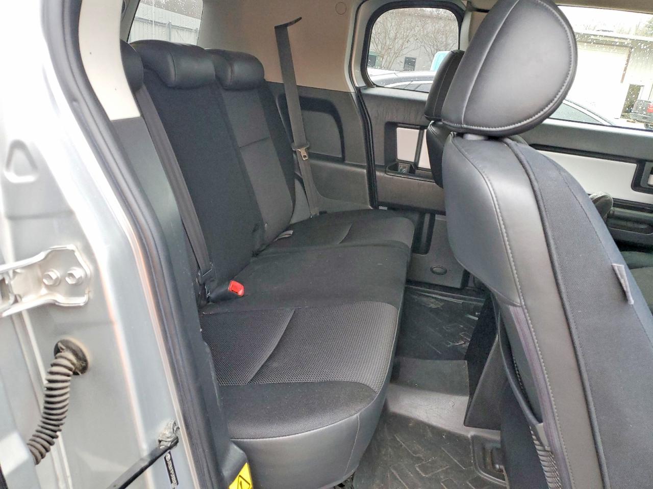 2007 TOYOTA FJ CRUISER photo 10