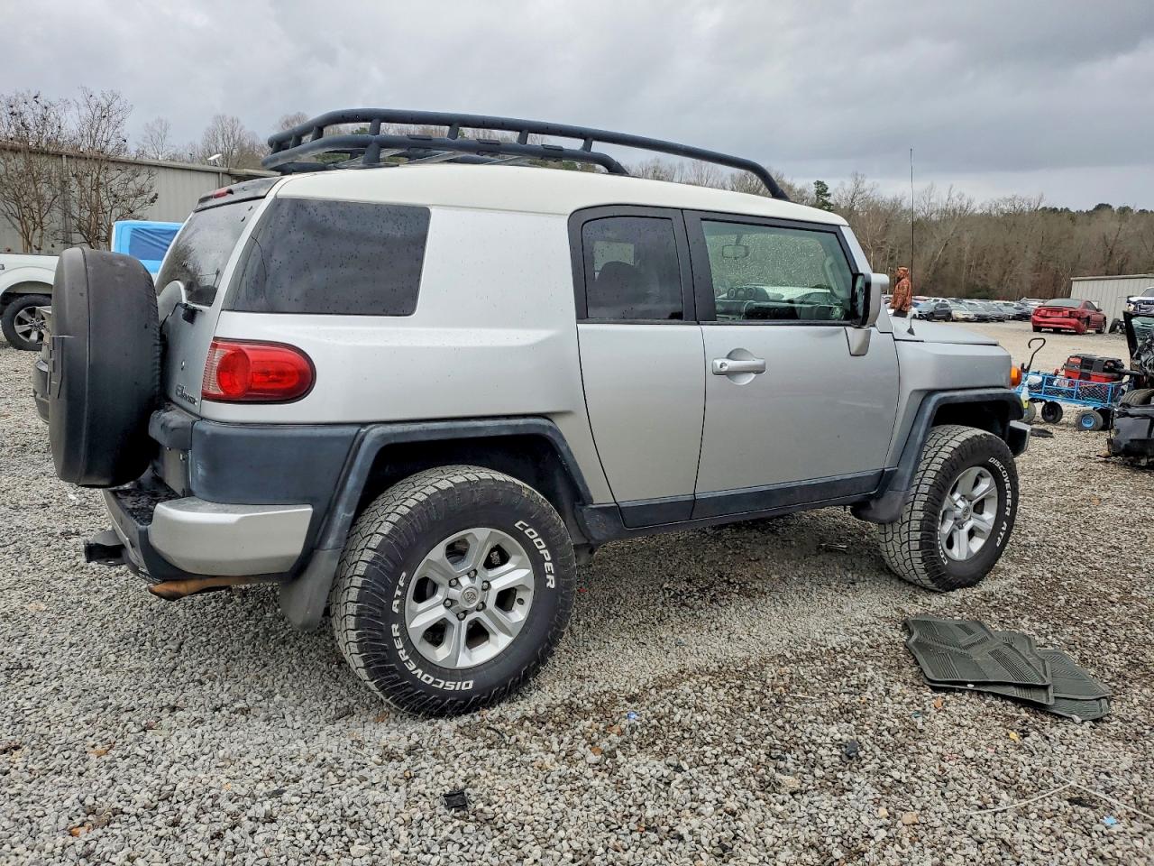 2007 TOYOTA FJ CRUISER photo 3