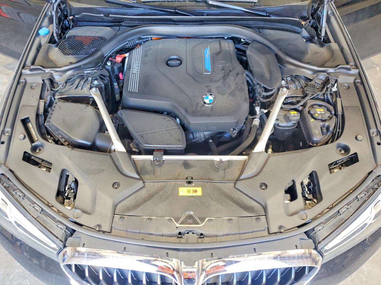 2021 BMW 530E photo 21