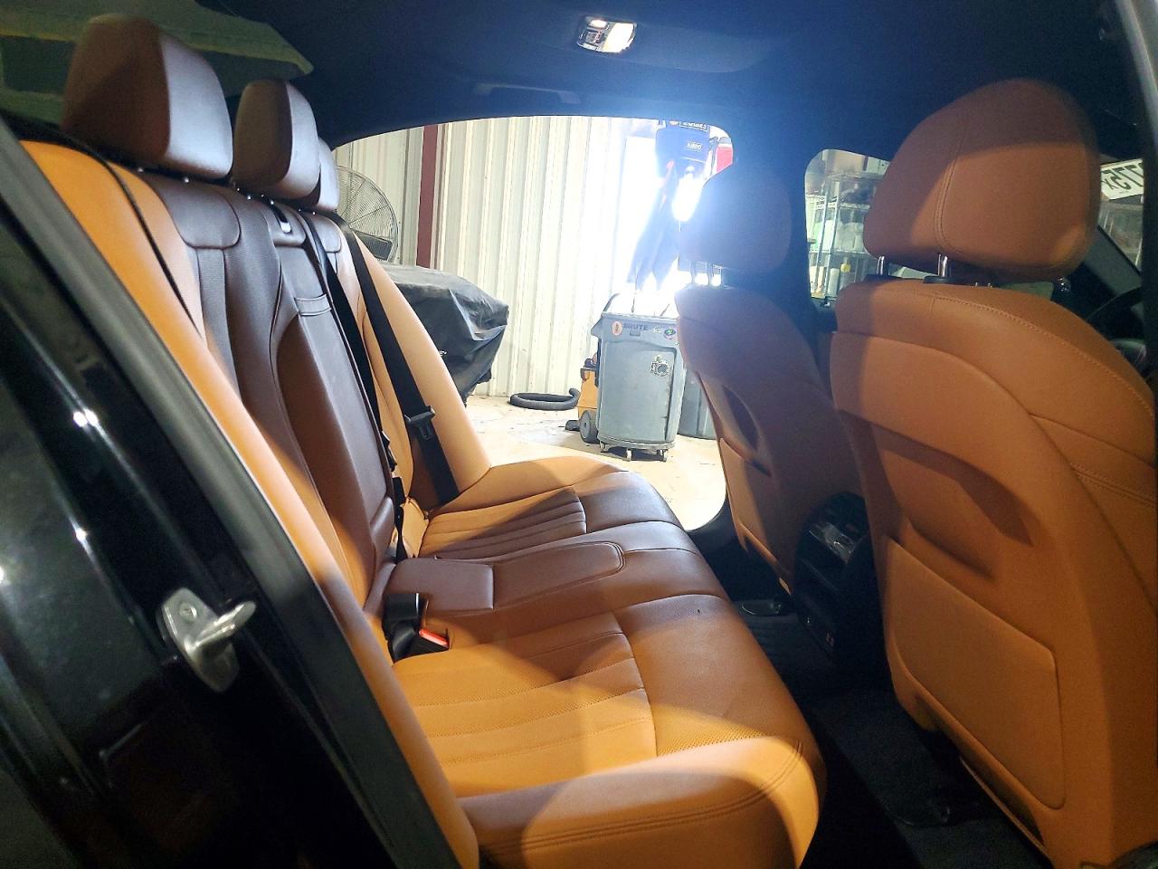 2021 BMW 530E photo 19