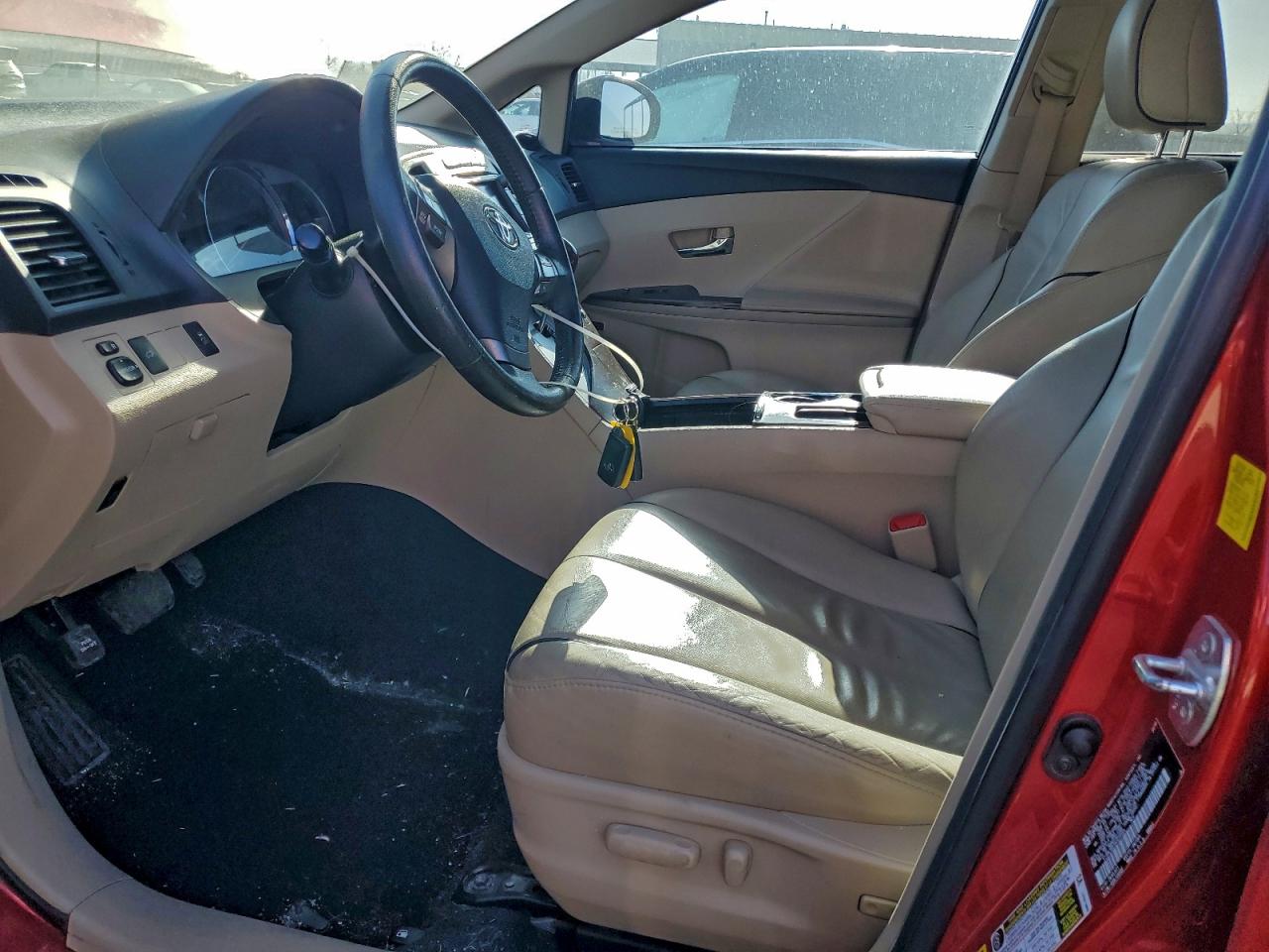 2010 TOYOTA VENZA photo 13