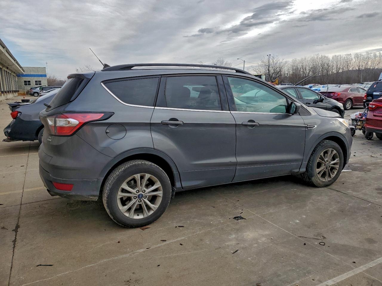2018 FORD ESCAPE SEL photo 5