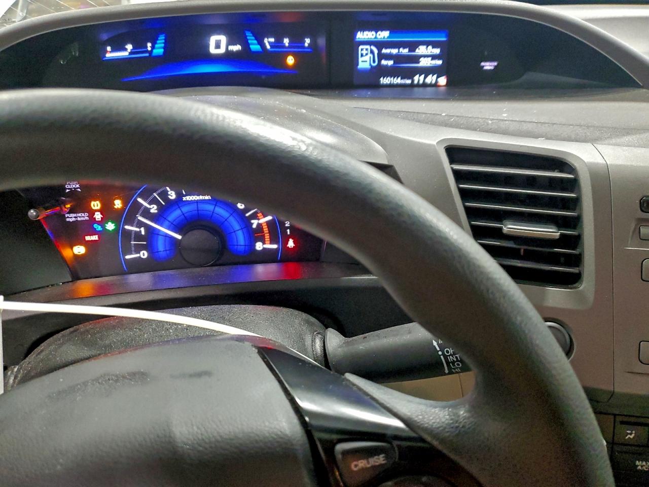 2012 HONDA CIVIC LX photo 25