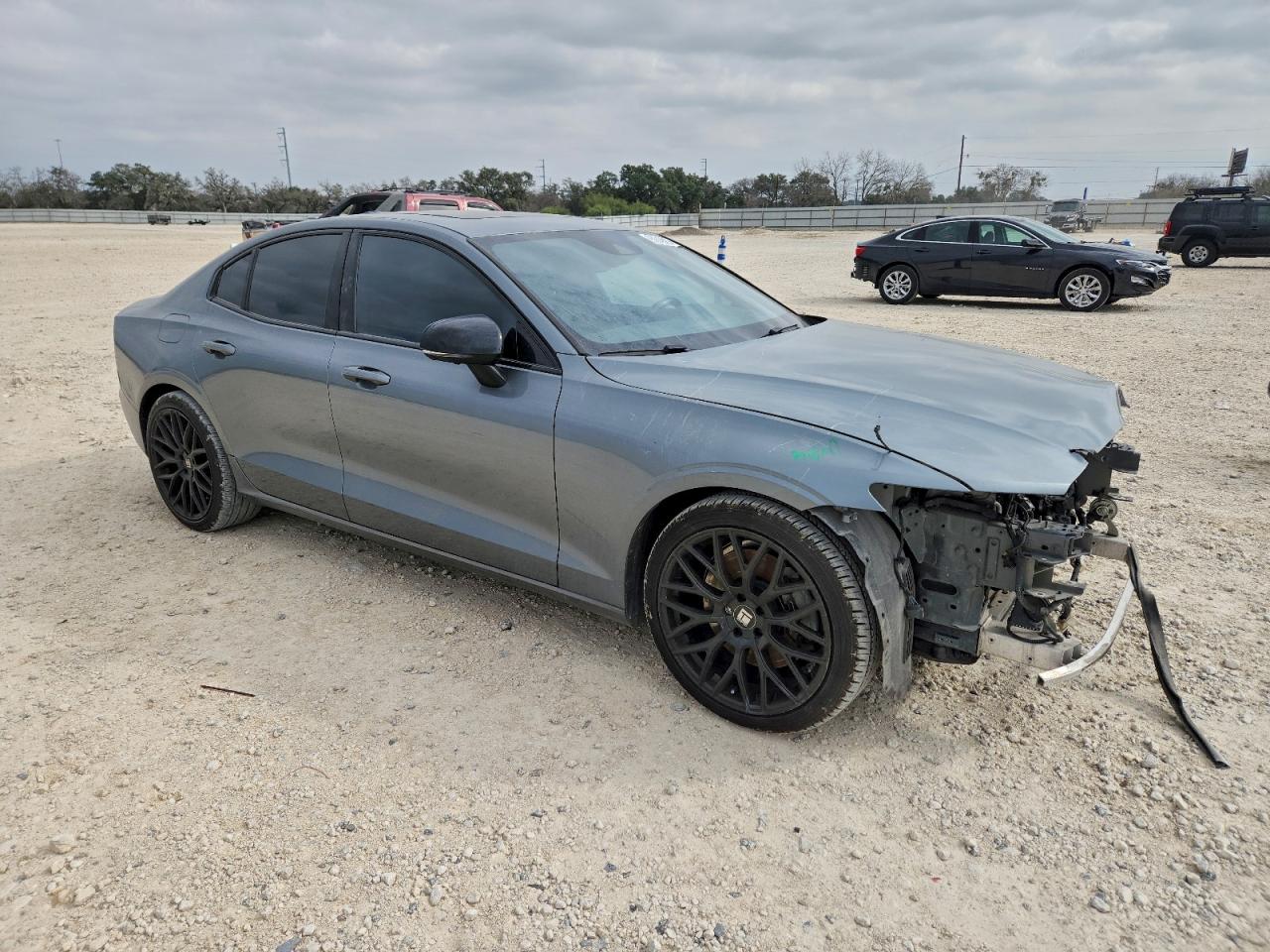 2019 VOLVO S60 T6 R-DESIGN photo 10
