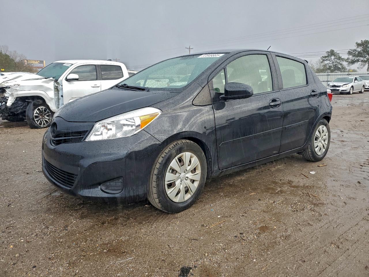 2014 TOYOTA YARIS