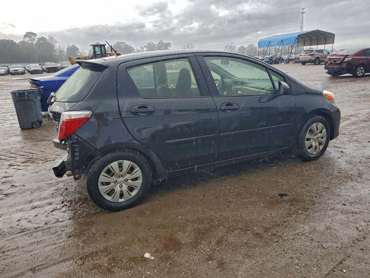 2014 TOYOTA YARIS photo 7