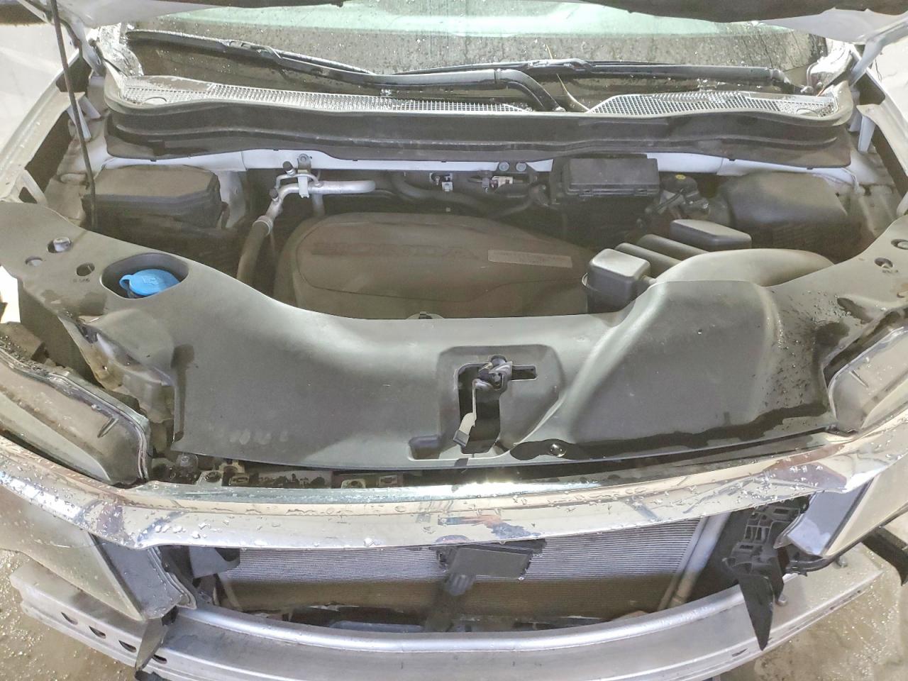 2016 HONDA PILOT ELITE photo 12