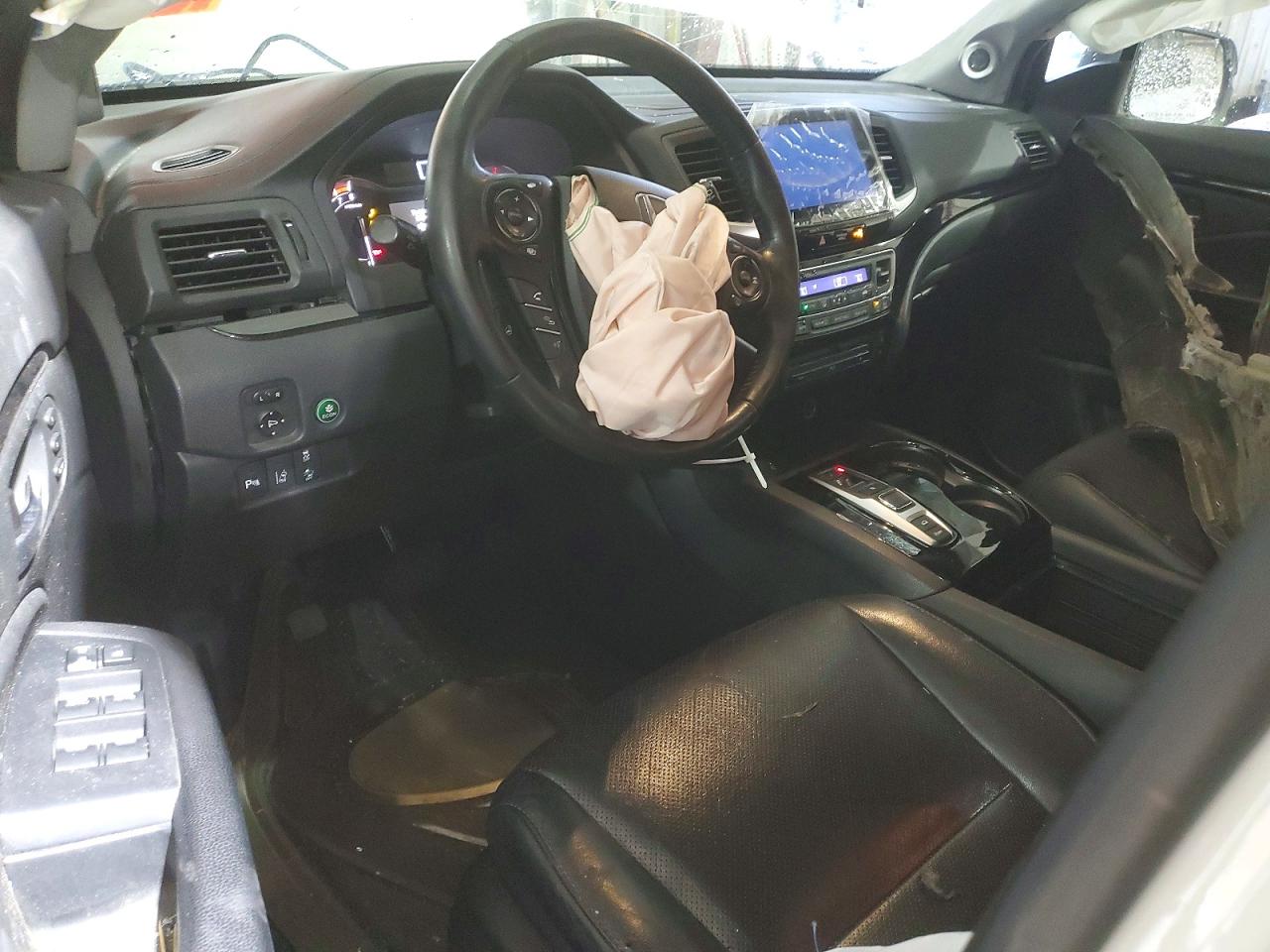 2016 HONDA PILOT ELITE photo 8