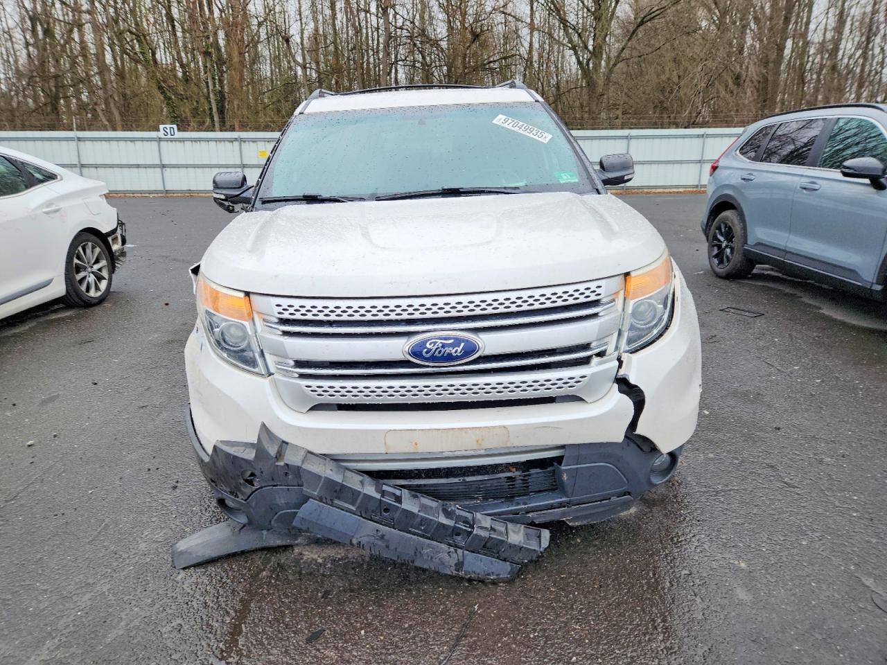 2015 FORD EXPLORER XLT photo 5