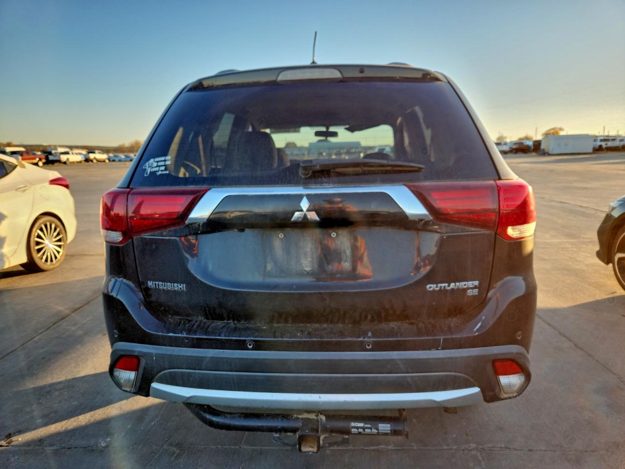 2016 MITSUBISHI OUTLANDER SE photo 6