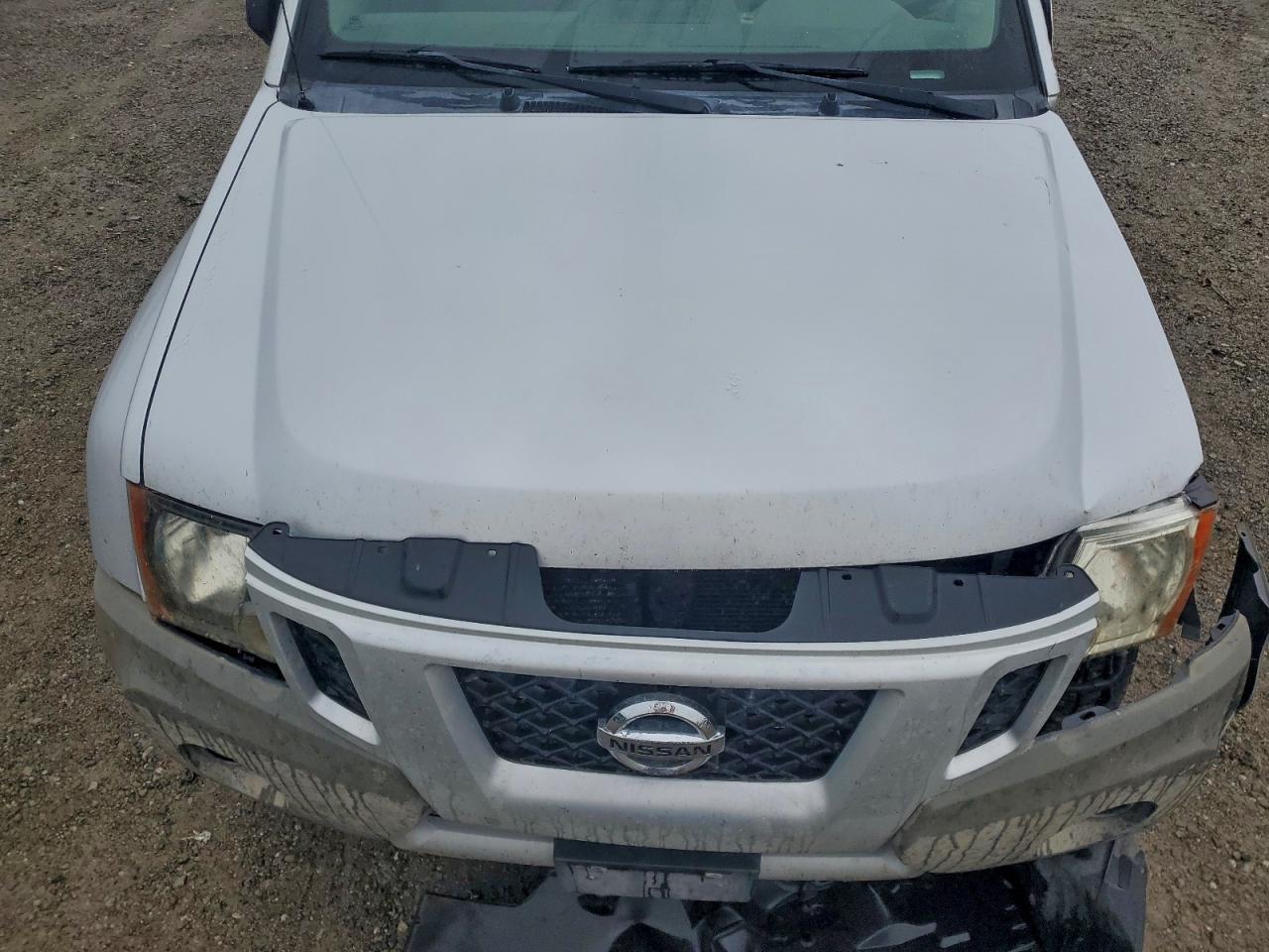 2013 NISS XTERRA S AUT photo 11