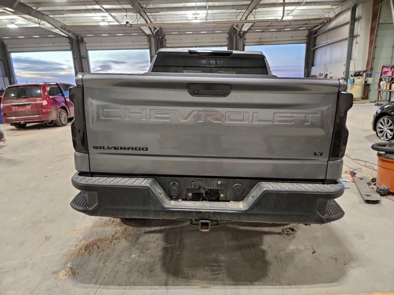 2019 CHEVROLET SILVERADO K1500 LT photo 11