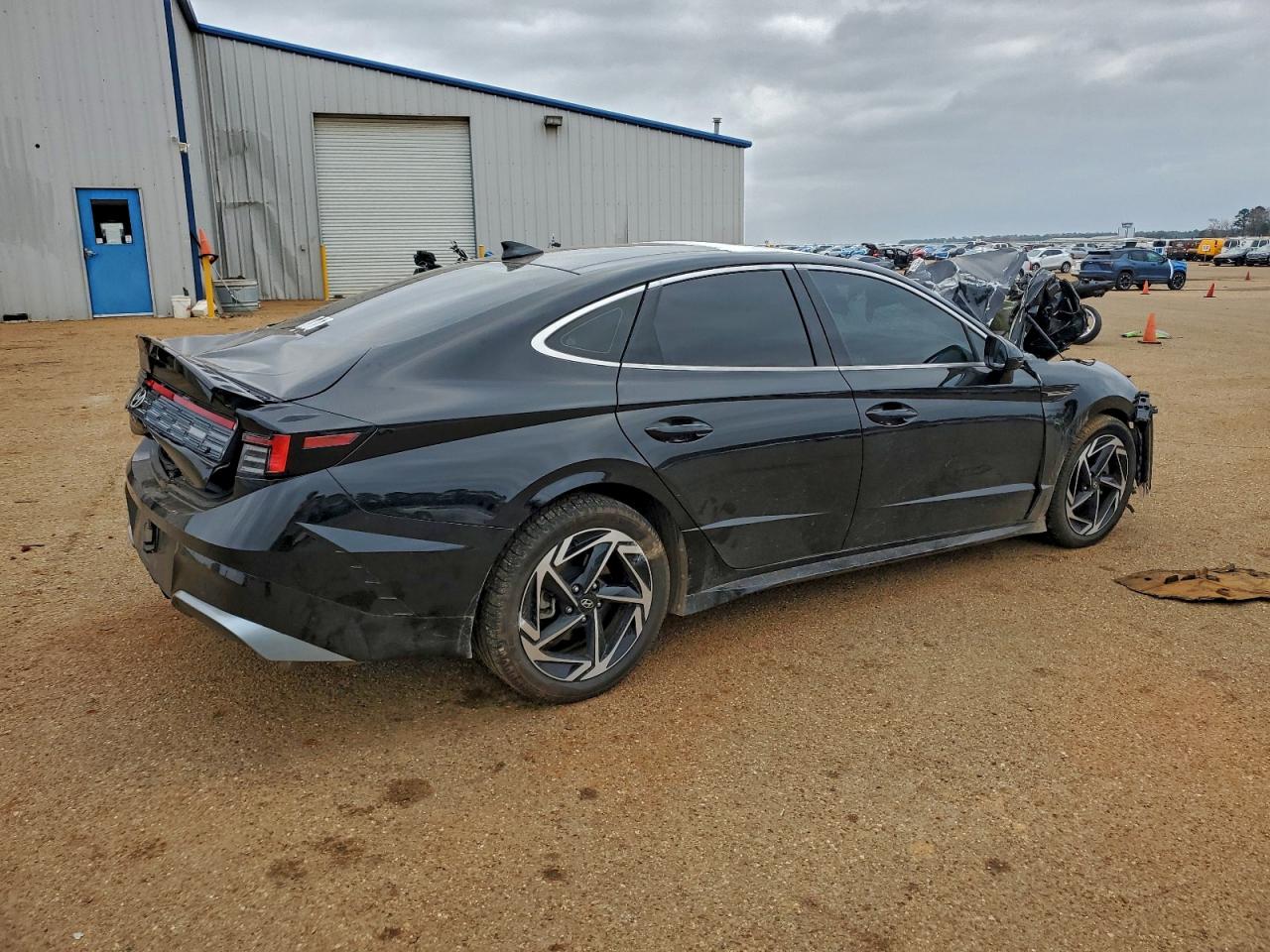 2024 HYUNDAI SONATA SEL photo 3
