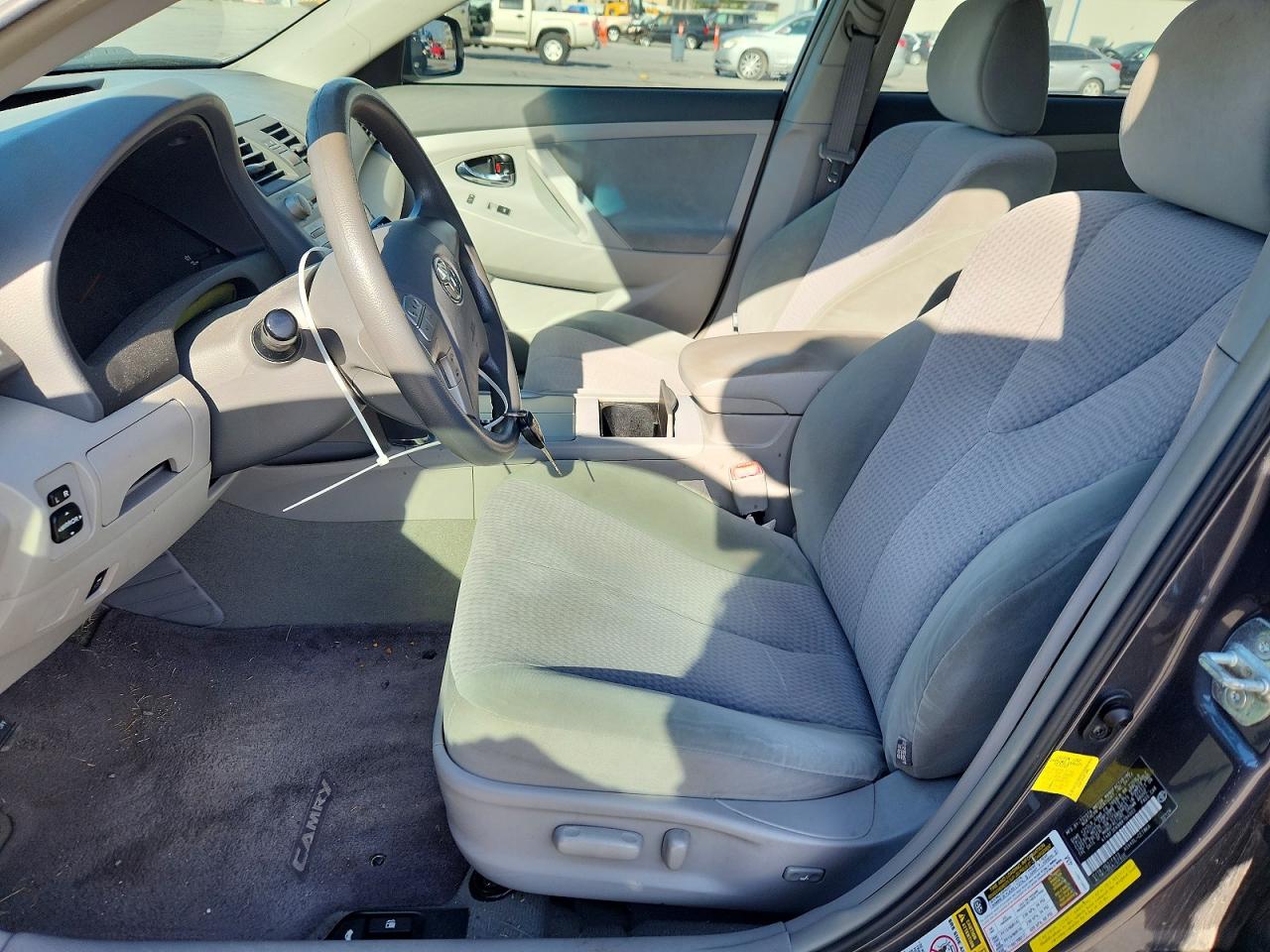 2011 TOYOTA CAMRY BASE photo 13