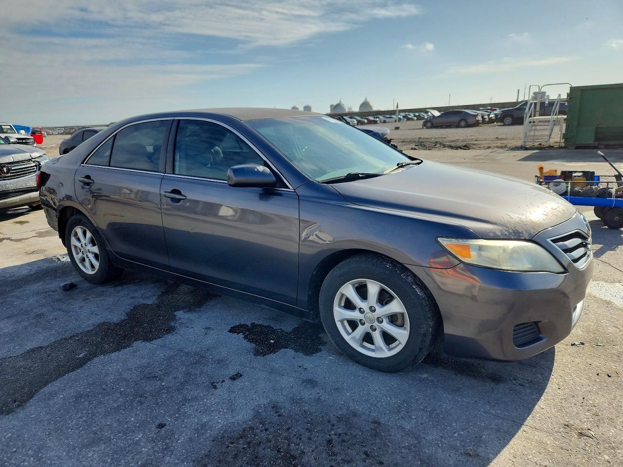 2011 TOYOTA CAMRY BASE photo 7