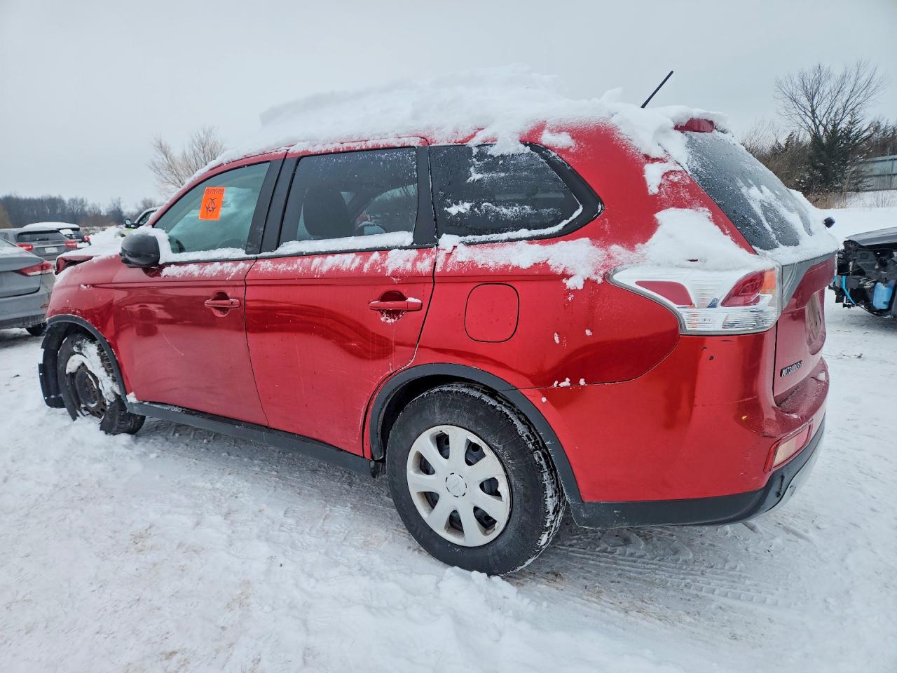 2015 MITSUBISHI OUTLANDER ES photo 4