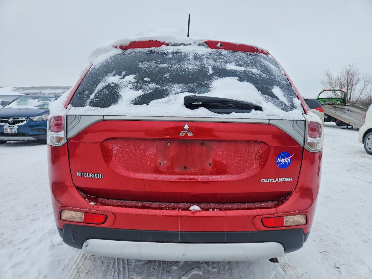 2015 MITSUBISHI OUTLANDER ES photo 16
