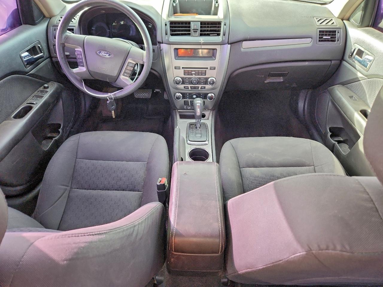 2011 FORD FUSION SE photo 15