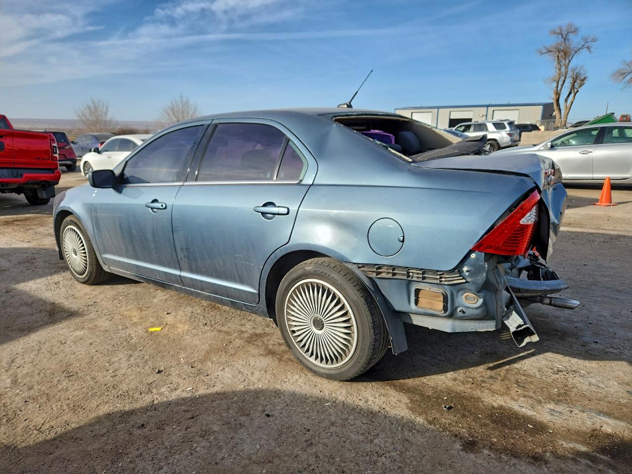 2011 FORD FUSION SE photo 3