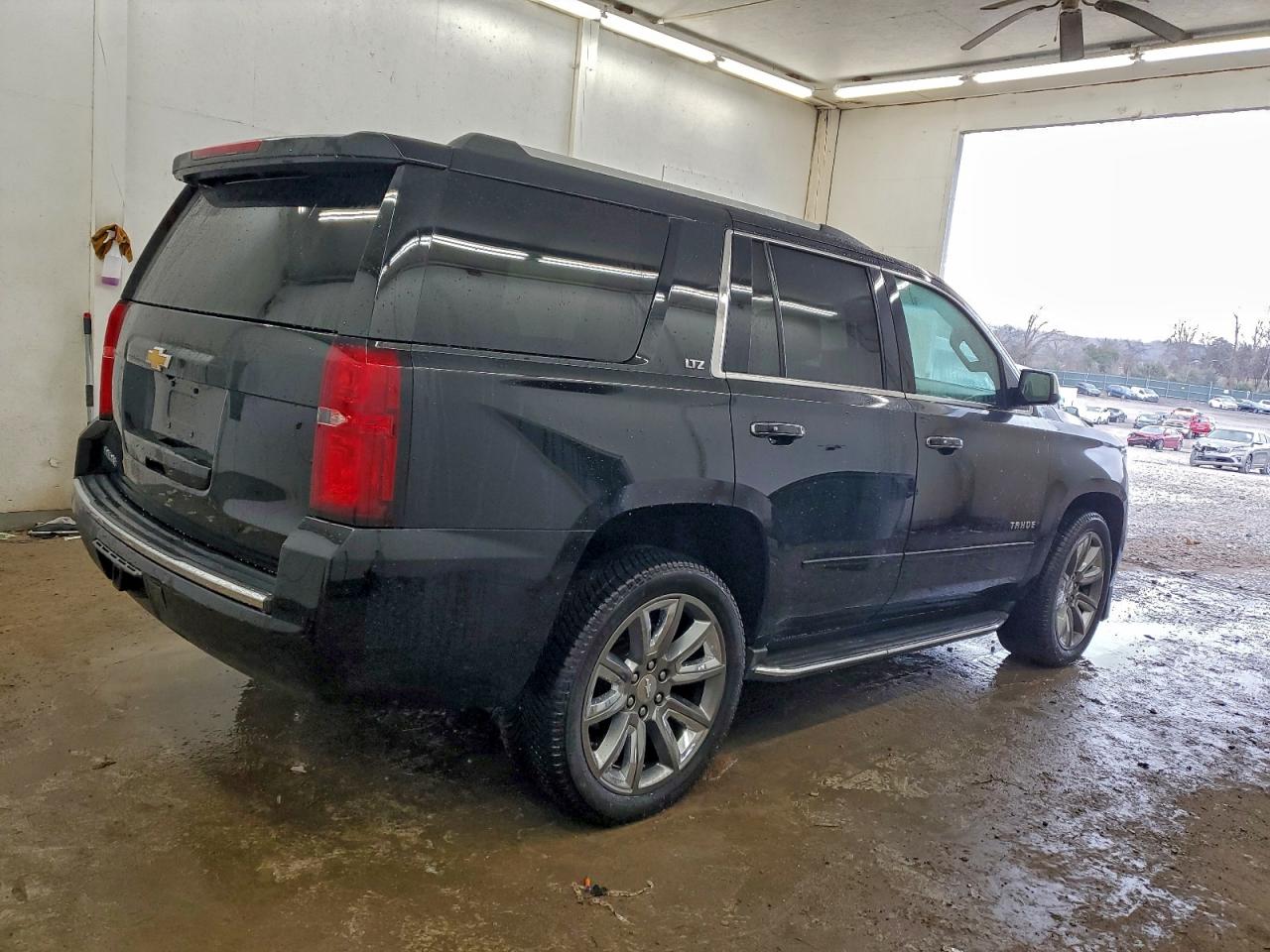 2015 CHEVROLET TAHOE K1500 LTZ photo 3