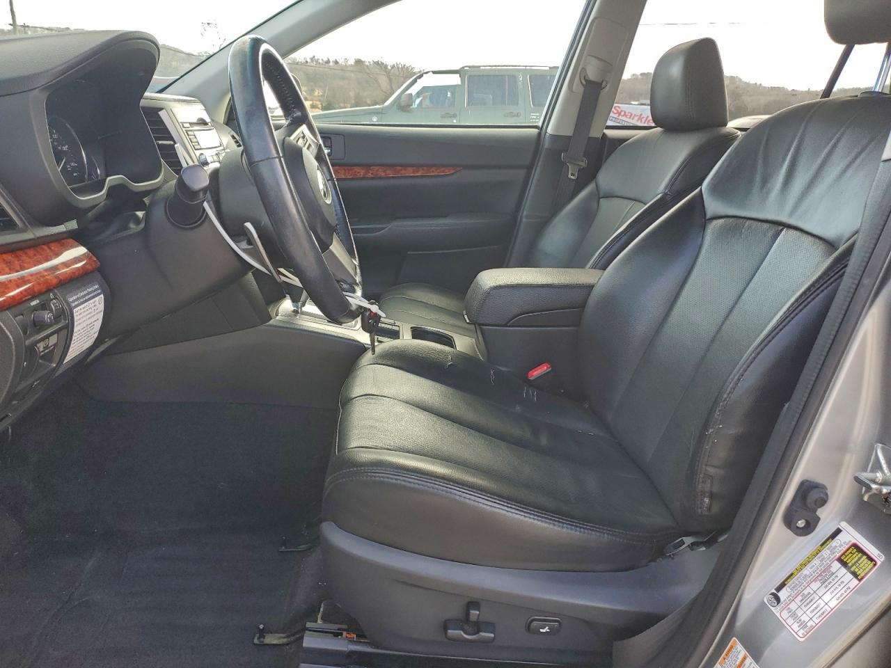 2011 SUBARU OUTBACK 2.5I LIMITED photo 13