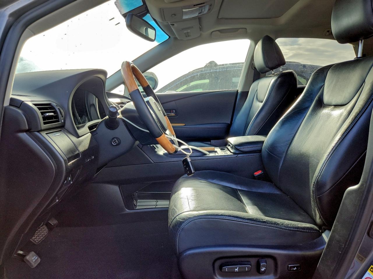 2015 LEXUS RX 450H photo 25