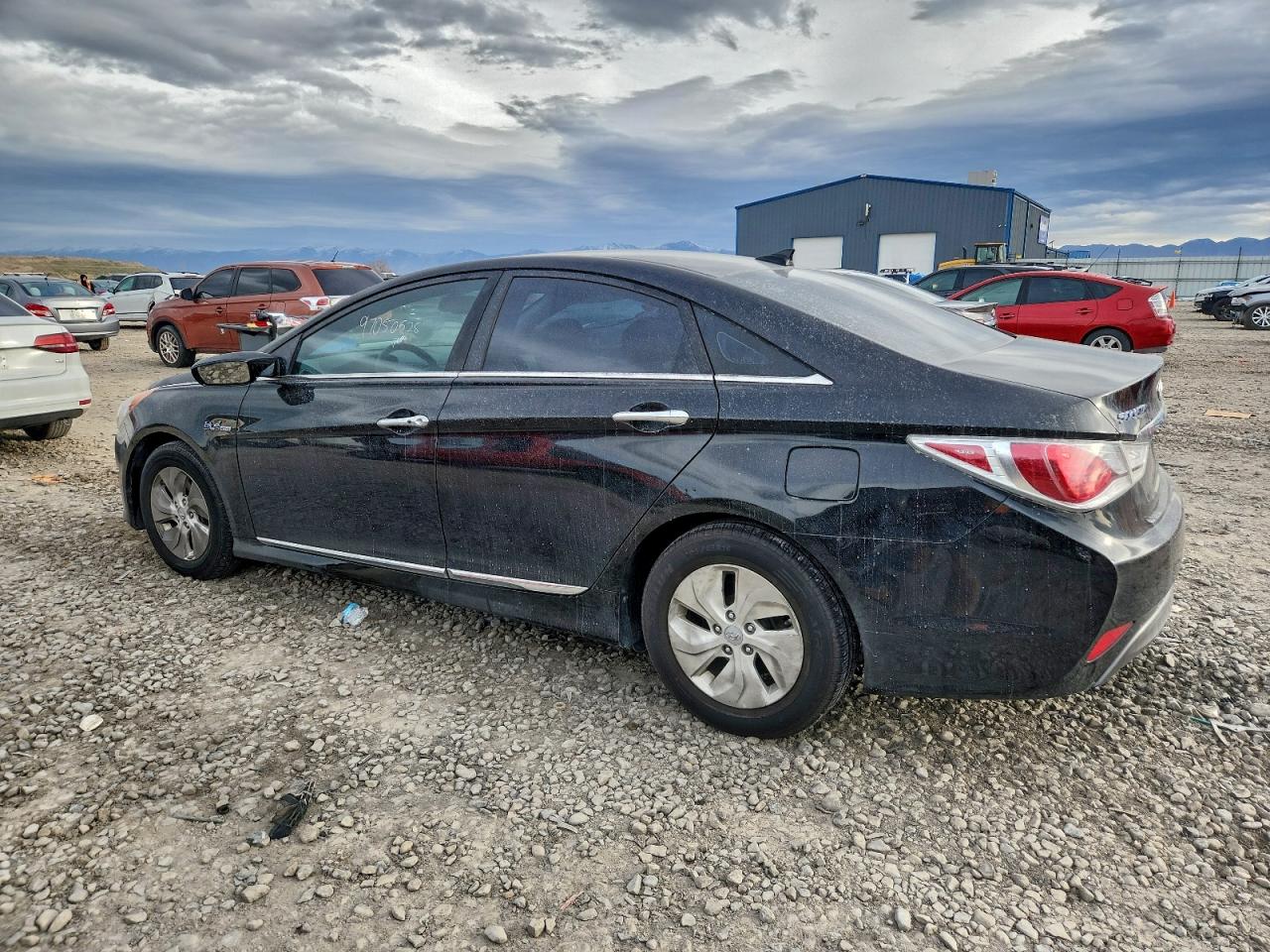 2015 HYUNDAI SONATA HYBRID photo 2