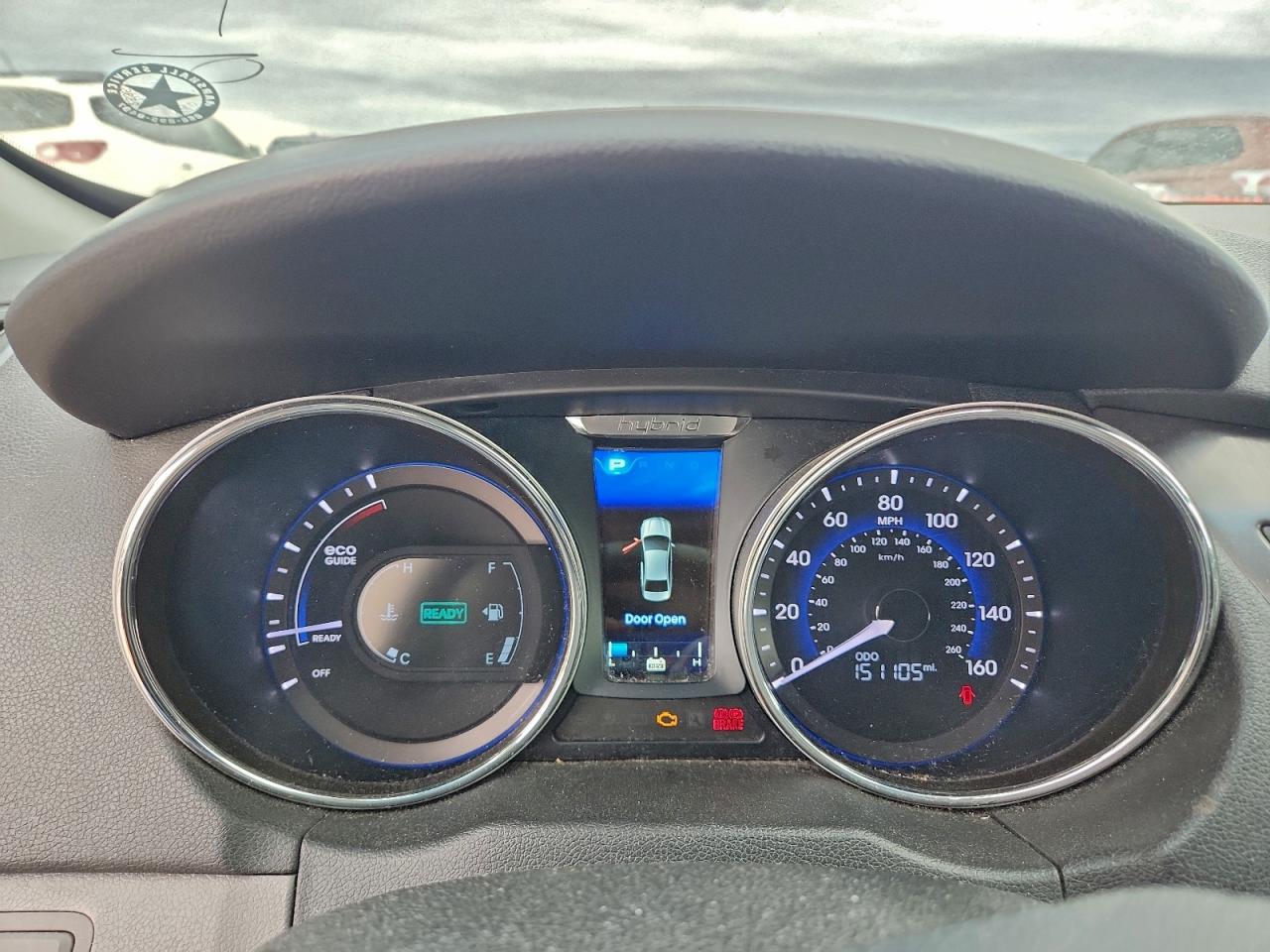 2015 HYUNDAI SONATA HYBRID photo 9