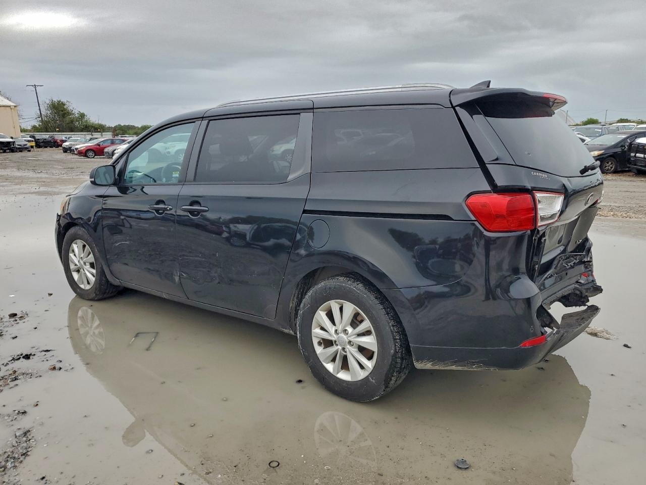 2016 KIA SEDONA LX photo 4