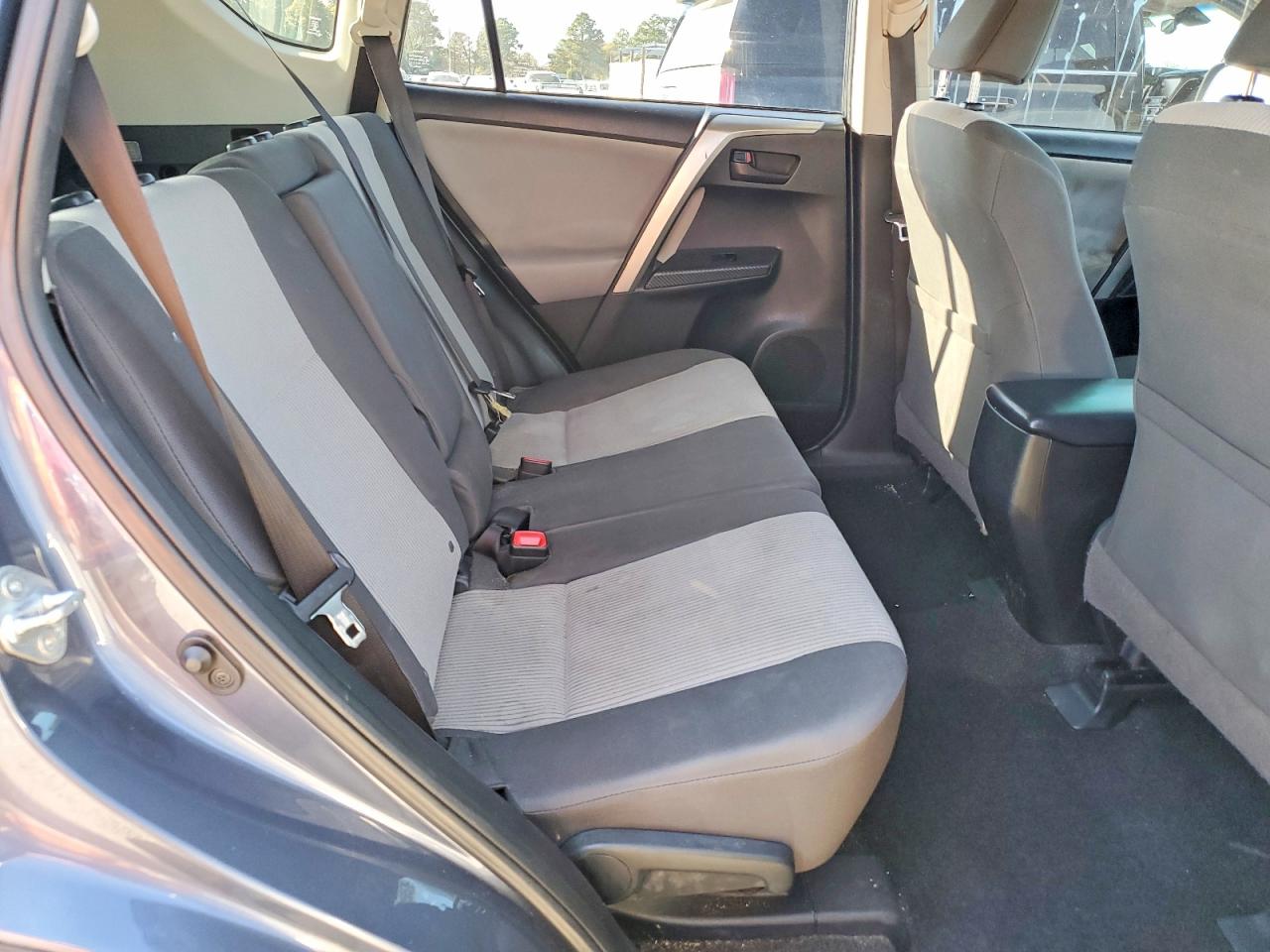 2014 TOYOTA RAV4 LE photo 21