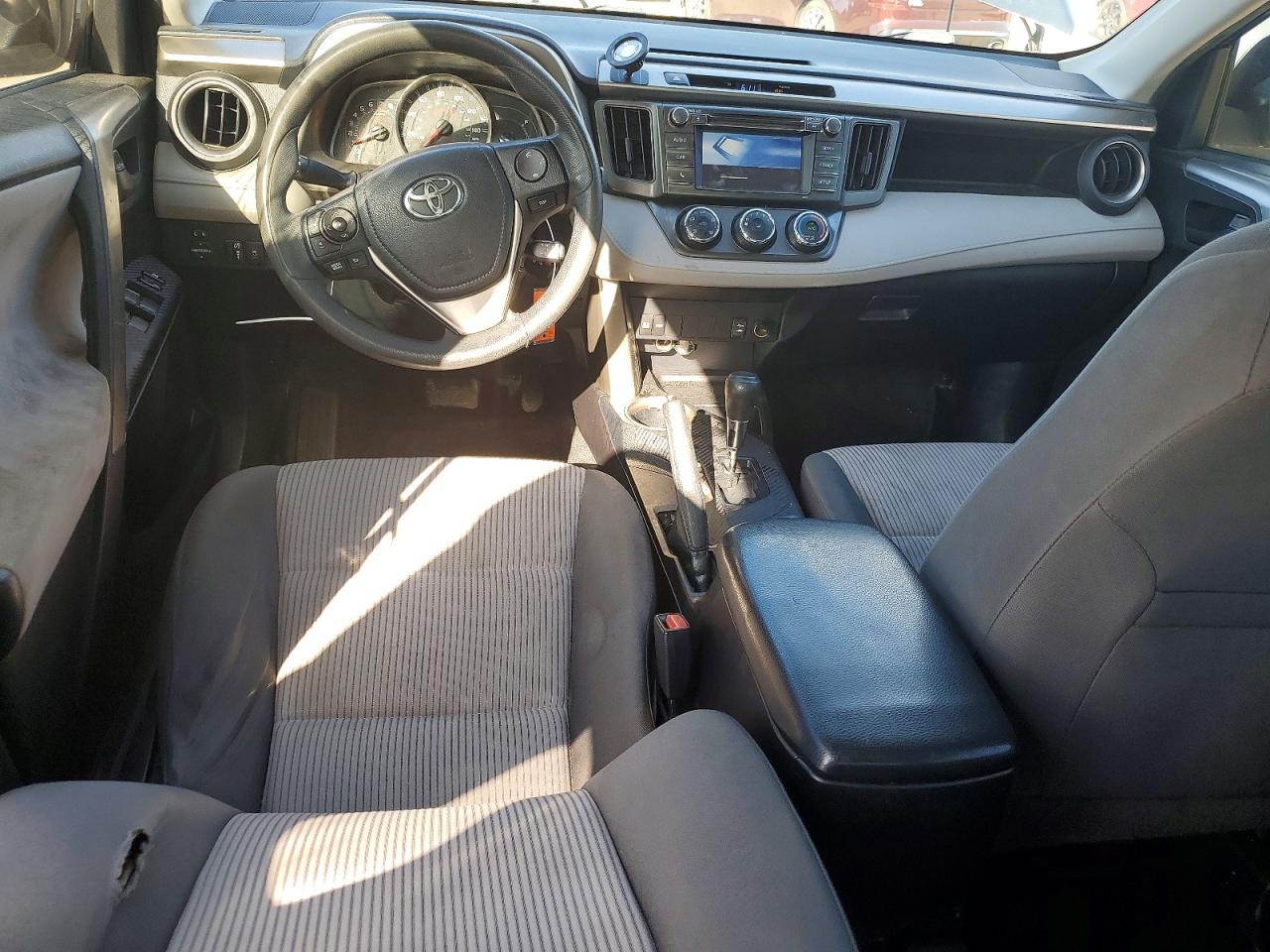 2014 TOYOTA RAV4 LE photo 15
