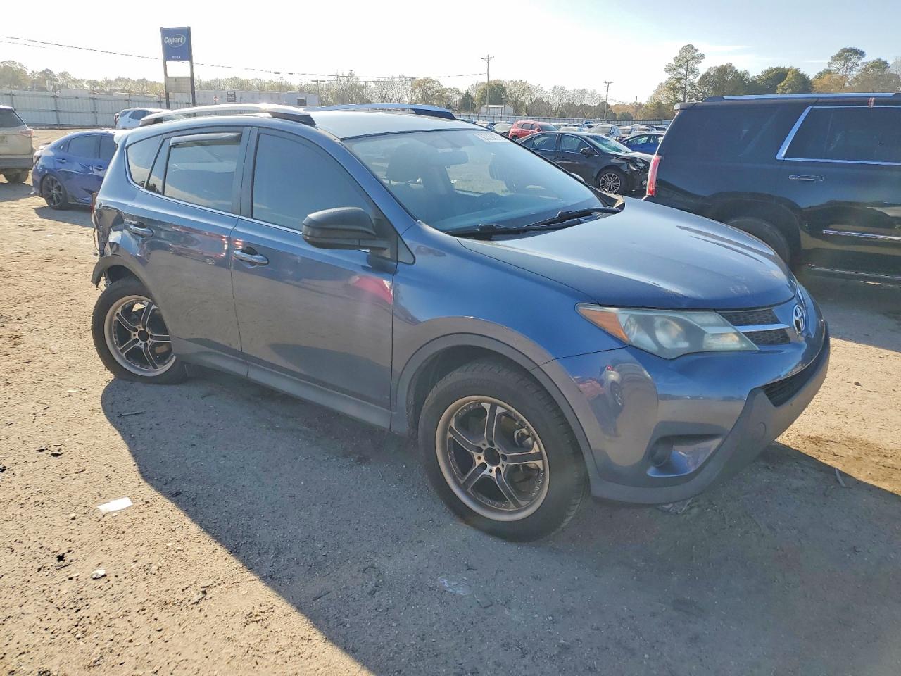 2014 TOYOTA RAV4 LE photo 7