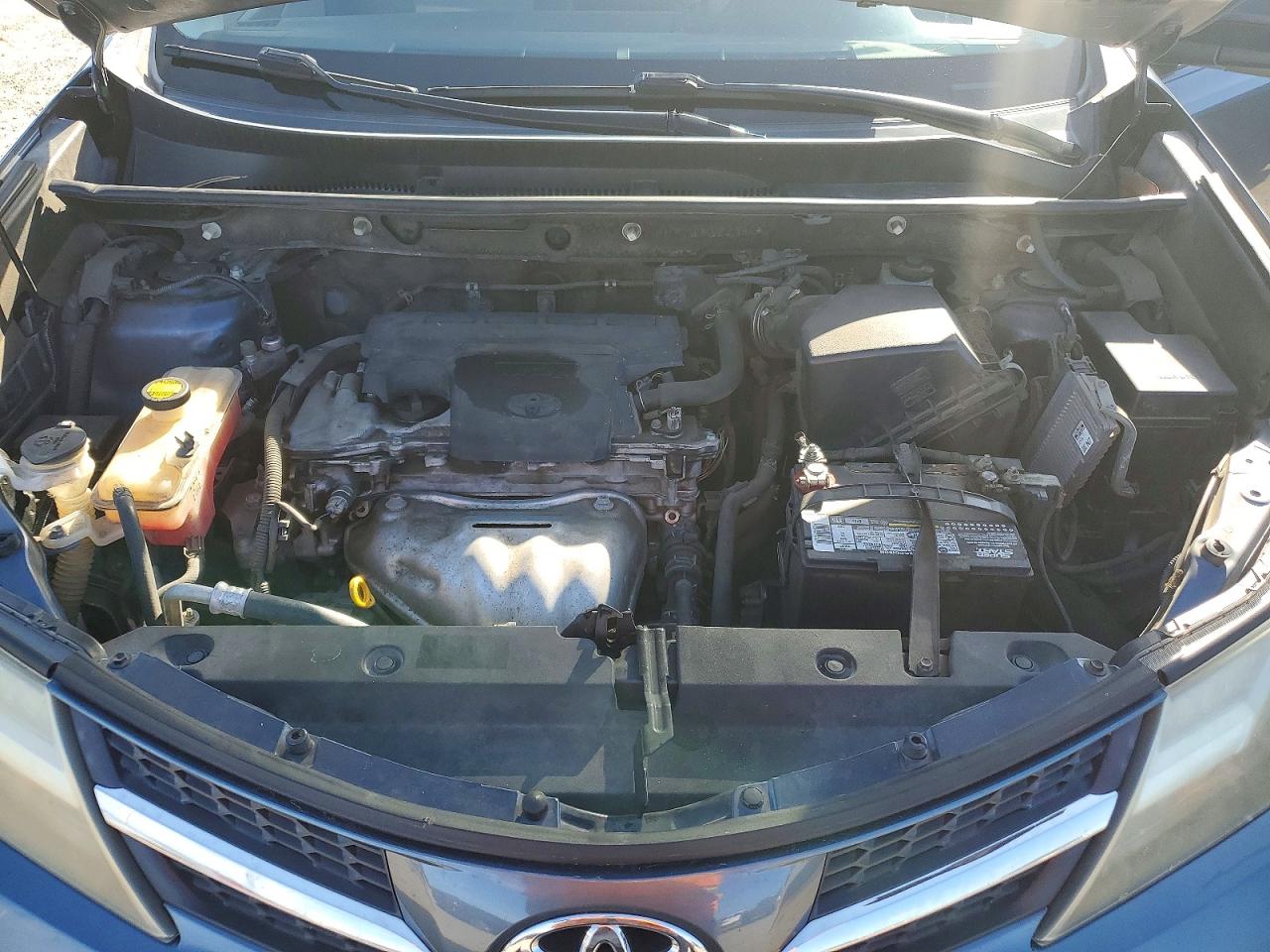 2014 TOYOTA RAV4 LE photo 23