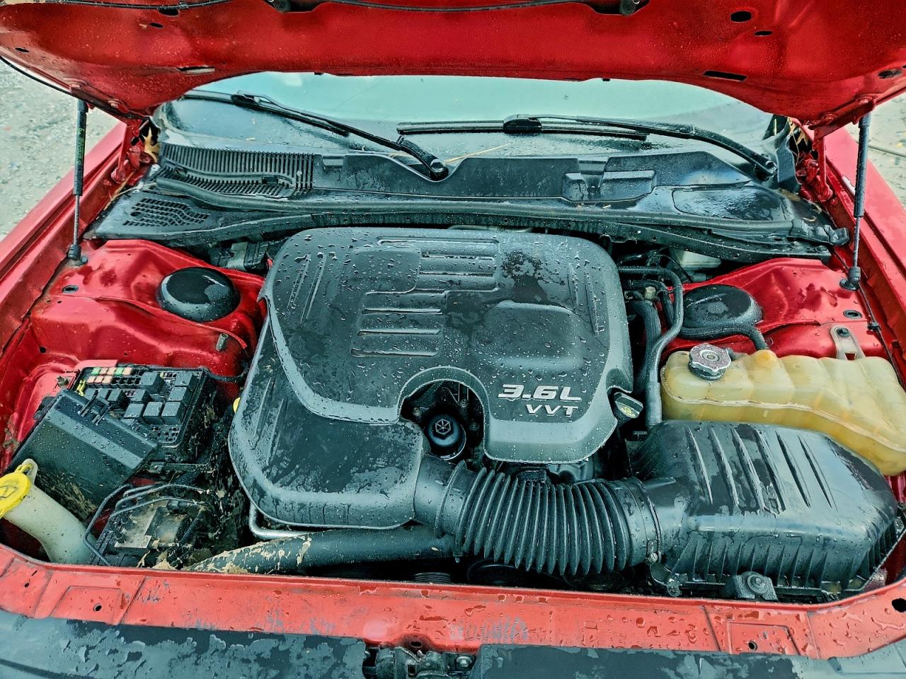 2016 DODGE CHALLENGER SXT photo 21