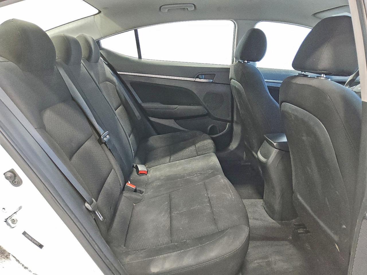 2020 HYUNDAI ELANTRA SEL photo 19