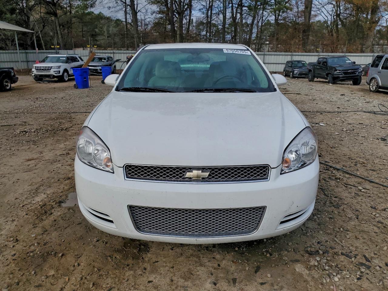 2013 CHEVROLET IMPALA LT photo 5