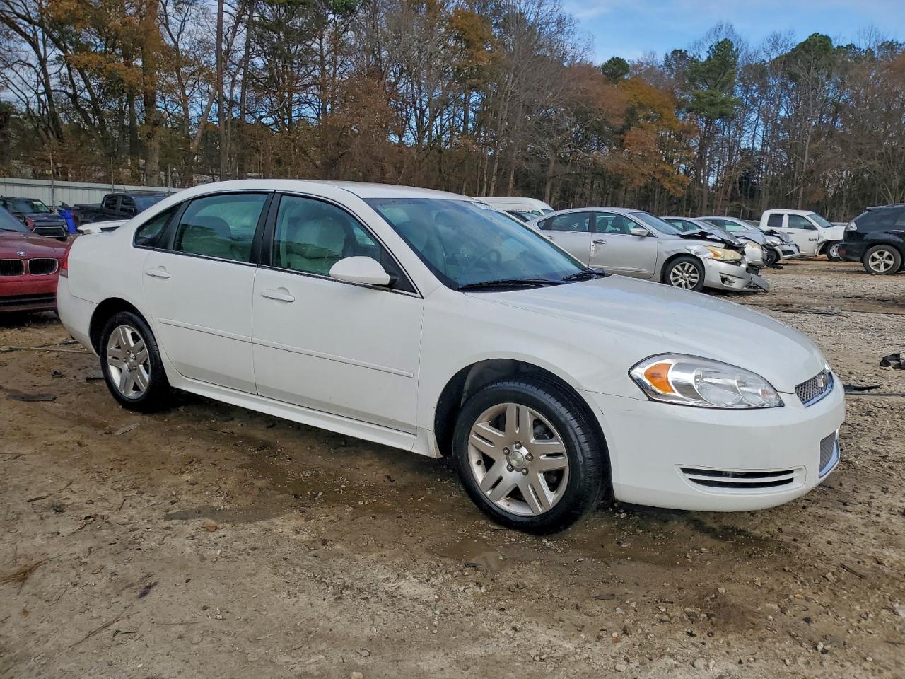 2013 CHEVROLET IMPALA LT photo 4