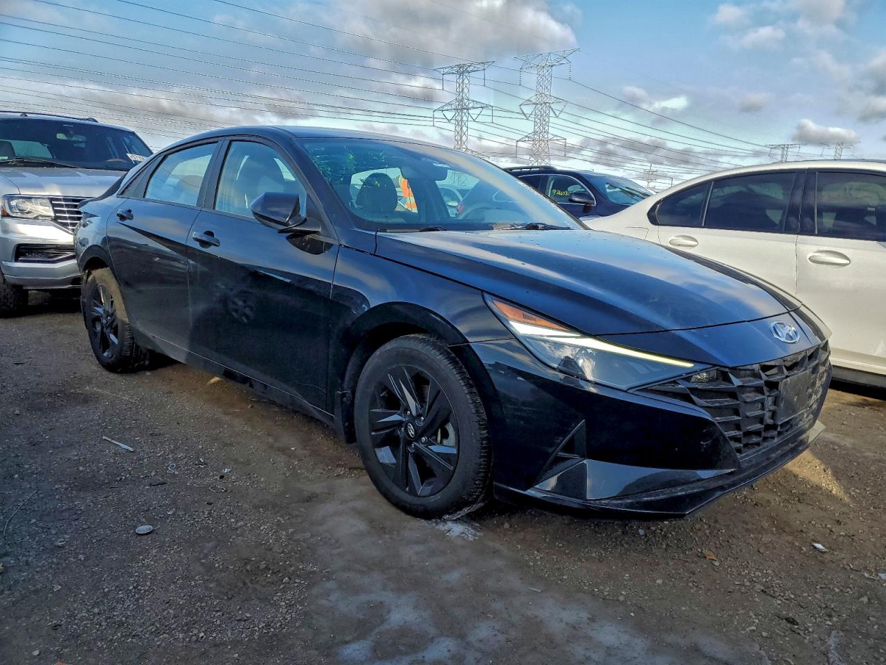 2022 HYUNDAI ELANTRA SEL photo 4