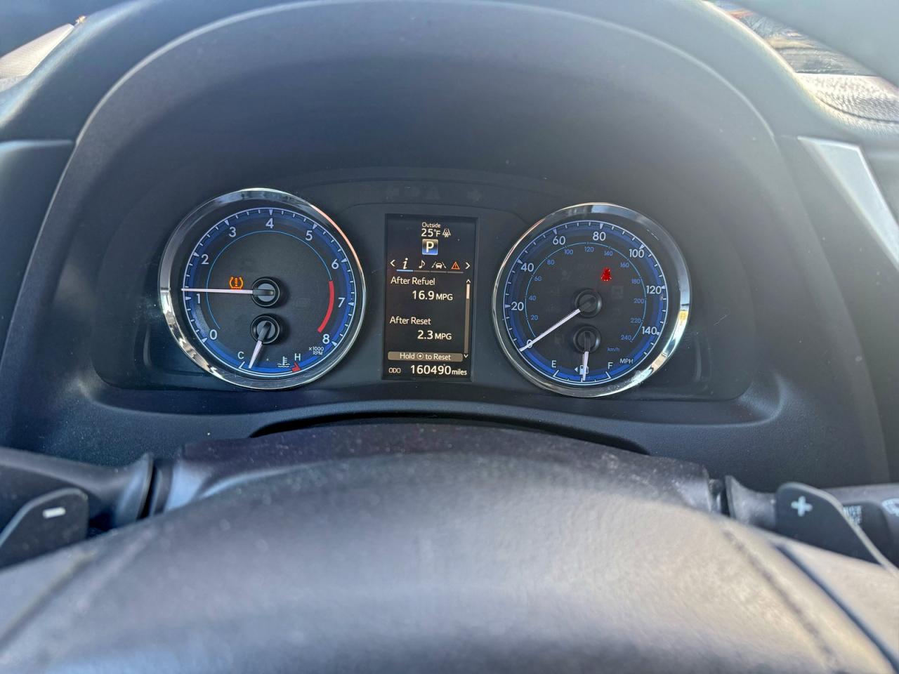 2019 TOYOTA COROLLA L photo 8