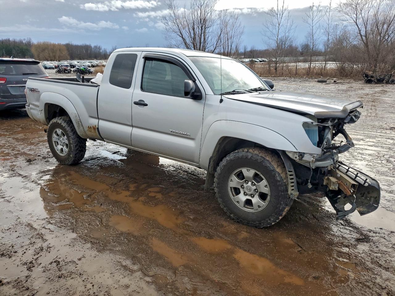 2013 TOYOTA TACOMA photo 10