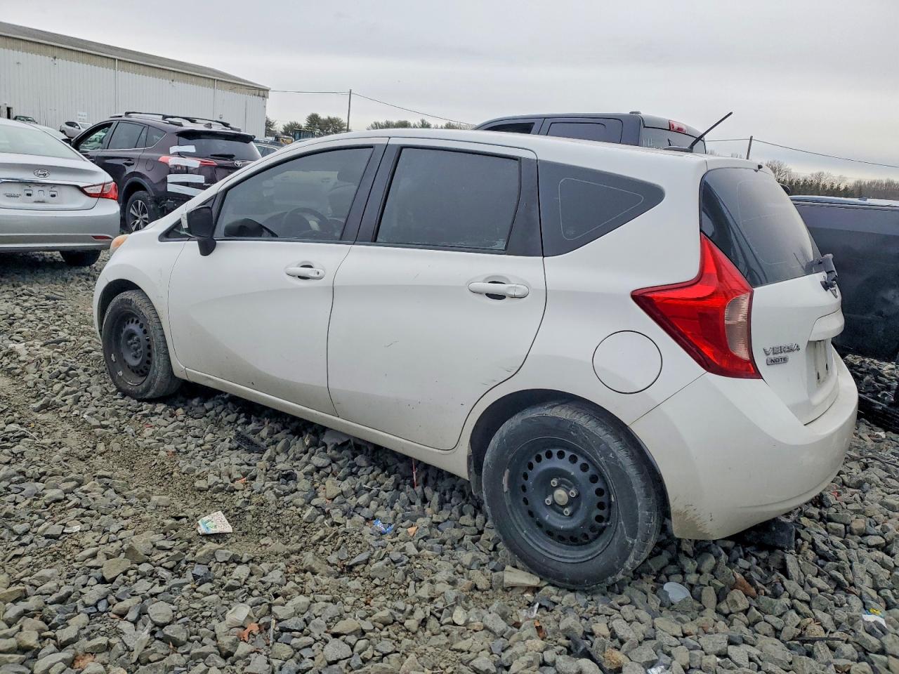 2016 NISSAN VERSA NOTE S photo 4