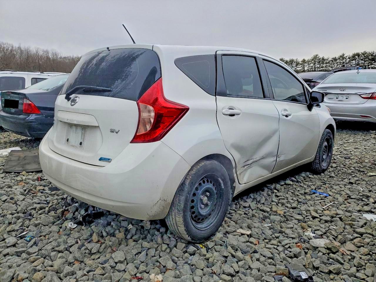 2016 NISSAN VERSA NOTE S photo 7