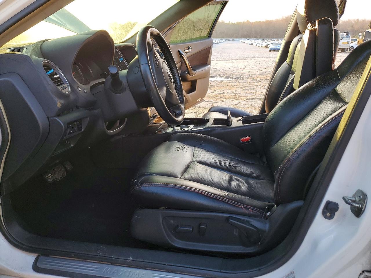2011 NISSAN MAXIMA S photo 7